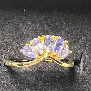 Size 9 gold vermeil over sterling silver tanzanite ring